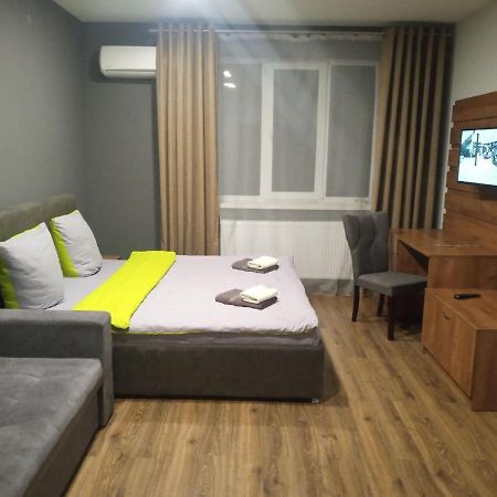 Apartment Yes 41 Oezjhorod Buitenkant foto