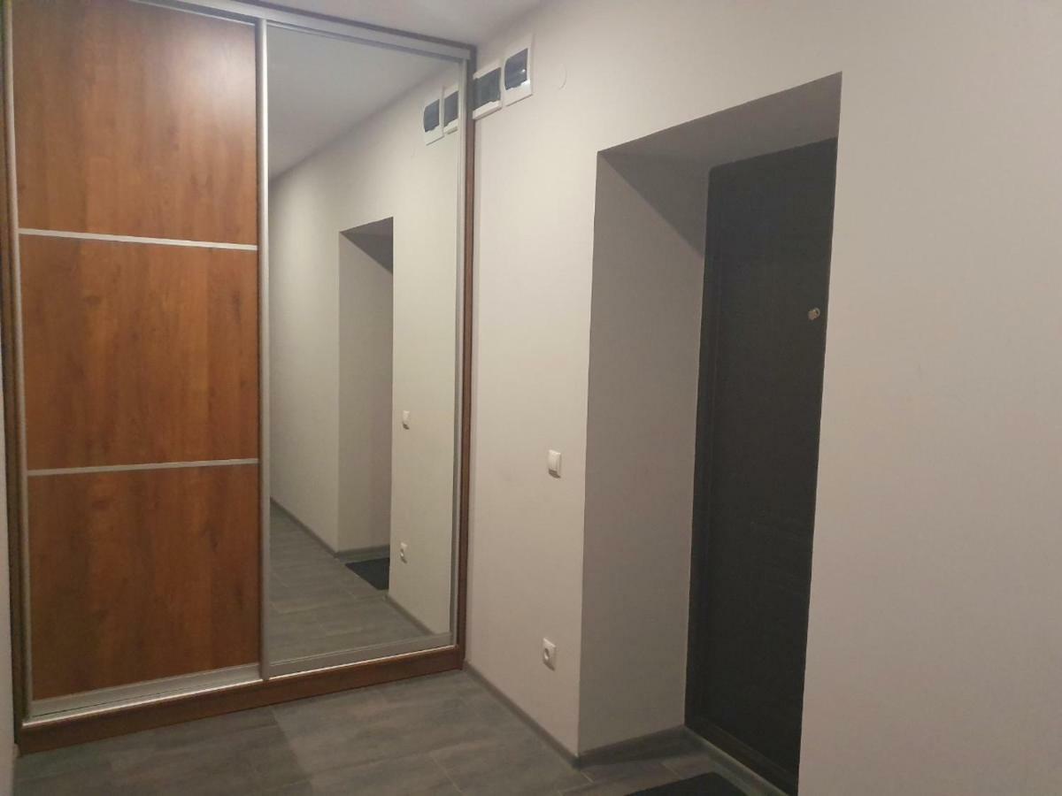 Apartment Yes 41 Oezjhorod Buitenkant foto