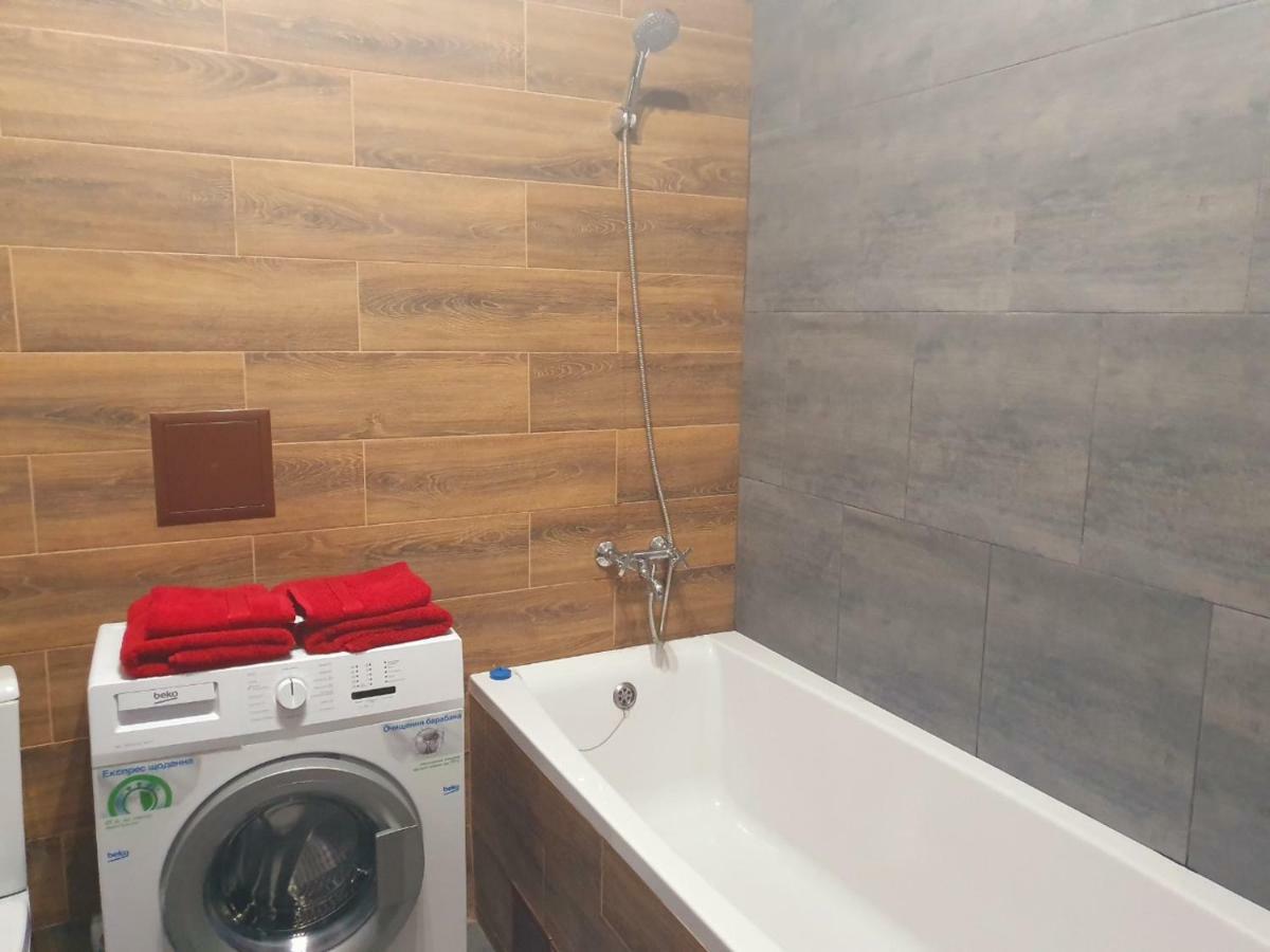 Apartment Yes 41 Oezjhorod Buitenkant foto